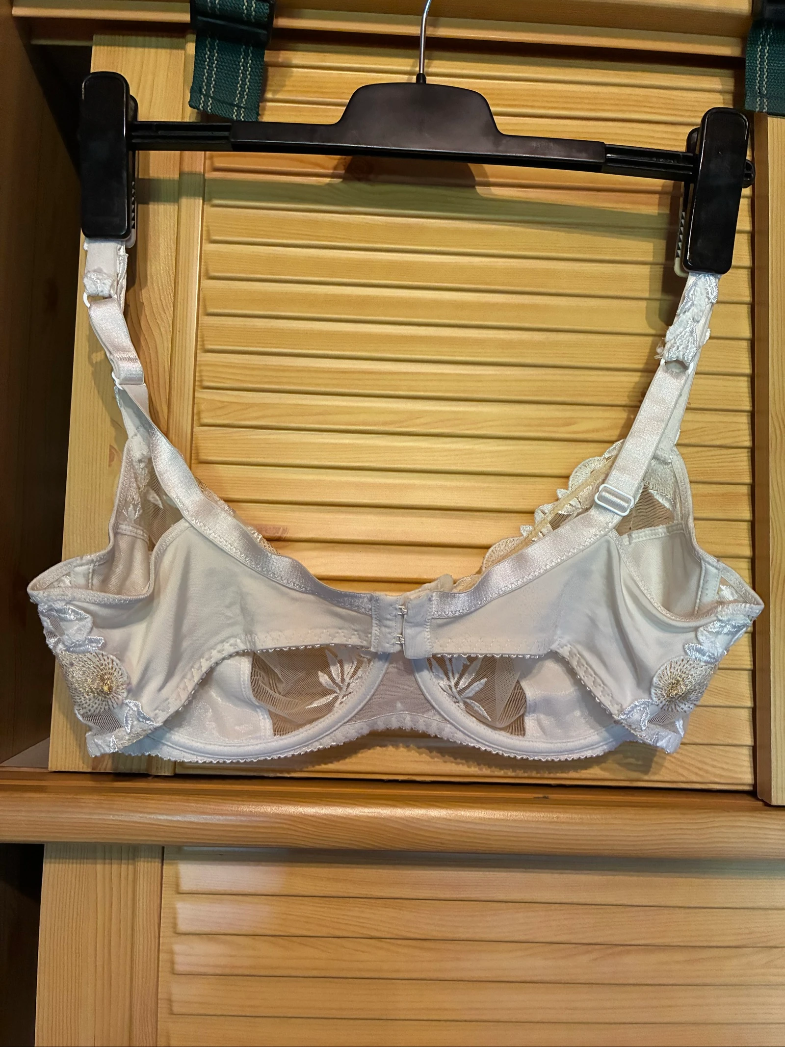 Bra – photo 3